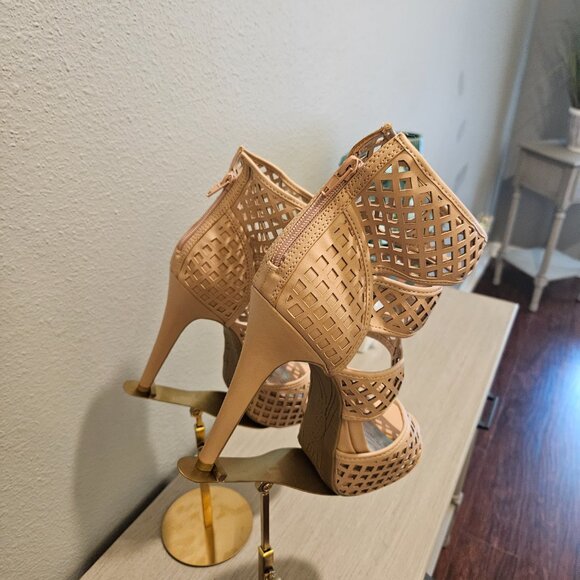 KENNETH COLE WOMEN'S HEELS SIZE 9.5 - Picture 3 of 5